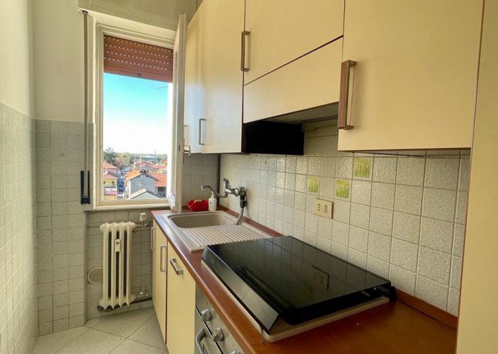 Sale Apartment Agrate Brianza - RENOVATED TWO-ROOM APARTMENT Locality 