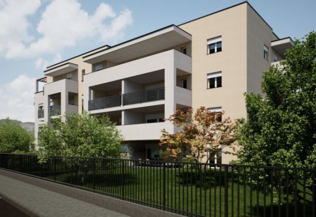 THREE-ROOM APARTMENT WITH TWO BATHROOMS, BALCONY AND TERRACE